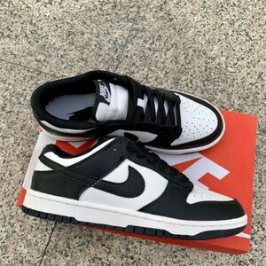 Nike Dunk Low Panda Women’s Sz 7.5